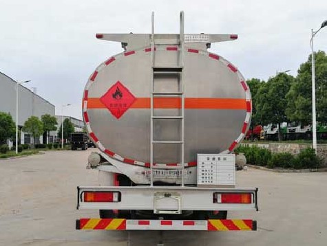 國(guó)六東風(fēng)天龍前四后八鋁合金油罐車(chē)圖片 國(guó)六東風(fēng)天龍前四后八鋁合金油罐車(chē)圖片