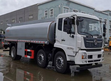 SCS5250GPGDFH型東風(fēng)天錦小三軸普通液體運(yùn)輸車(chē) SCS5250GPGDFH型東風(fēng)天錦小三軸普通液體運(yùn)輸車(chē)